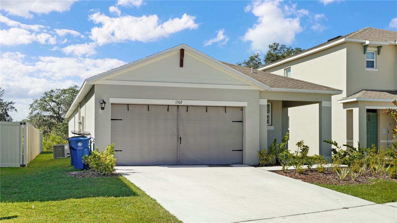 1302 Holodak Dr Property Photo 2