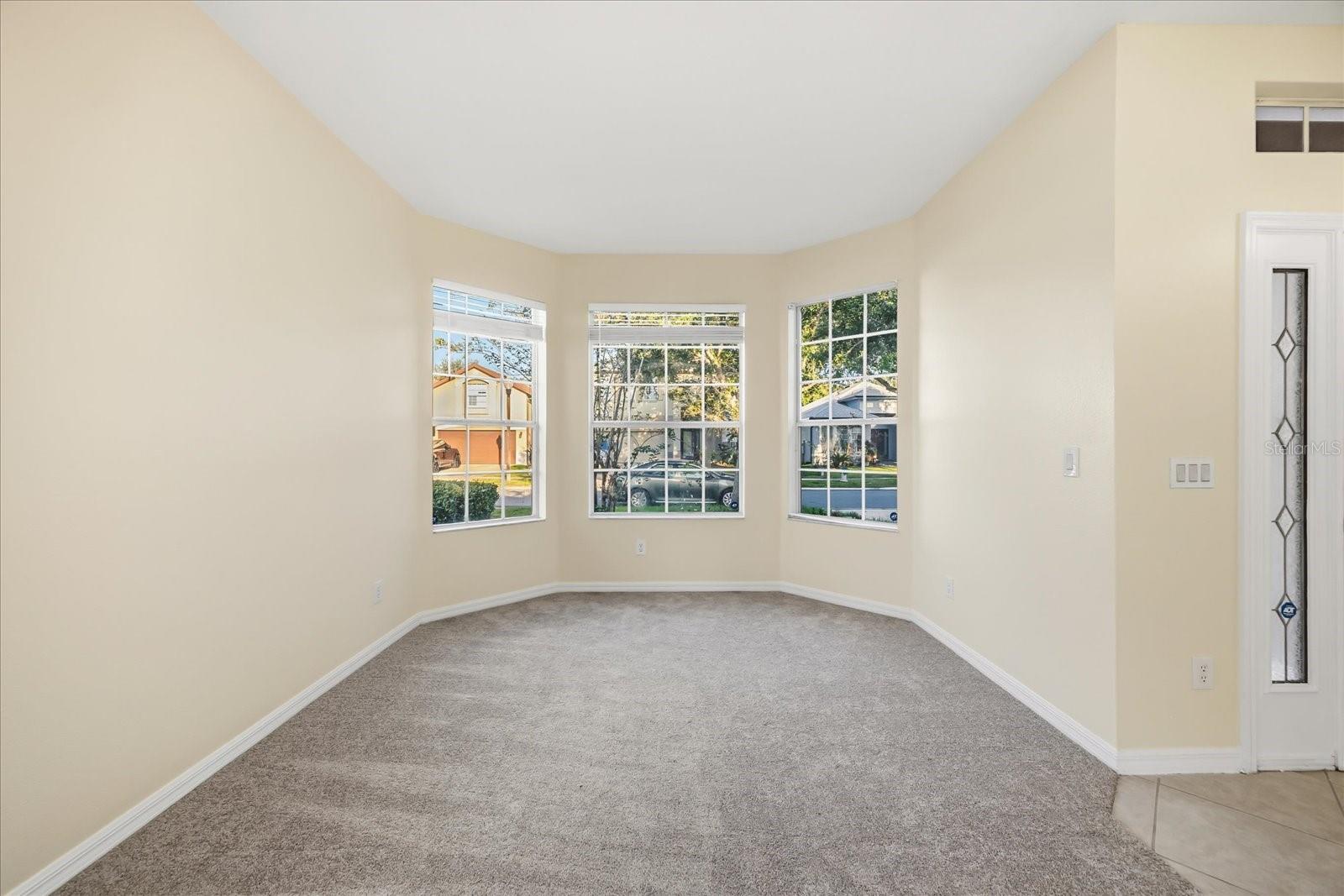 9427 Edenshire Cir Property Photo 6