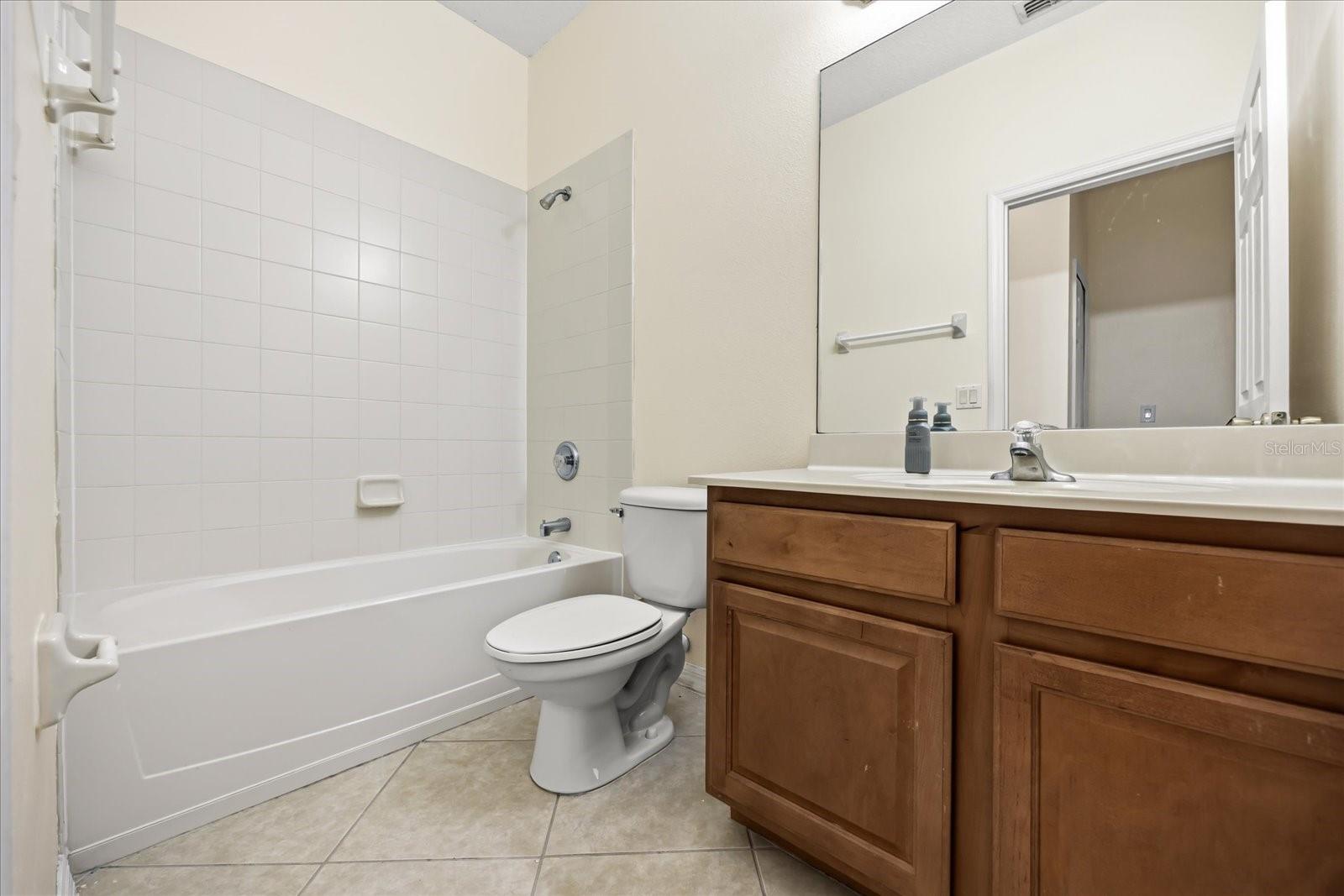 9427 Edenshire Cir Property Photo 18