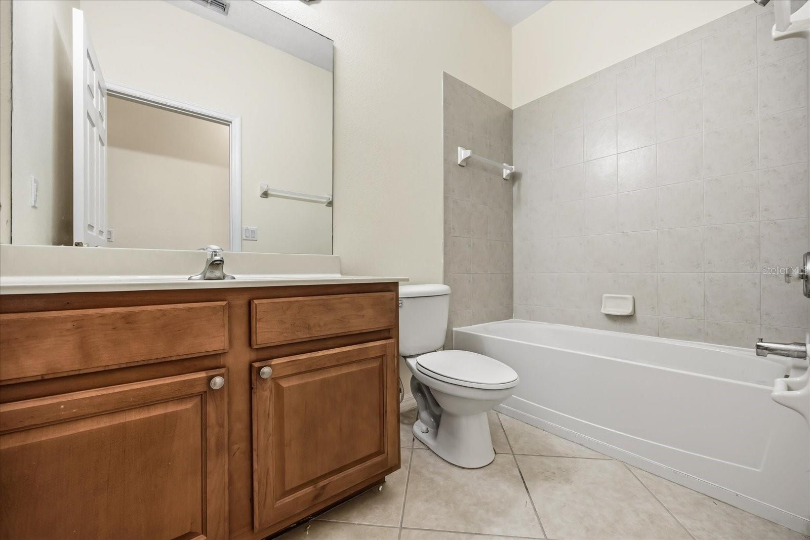 9427 Edenshire Cir Property Photo 23