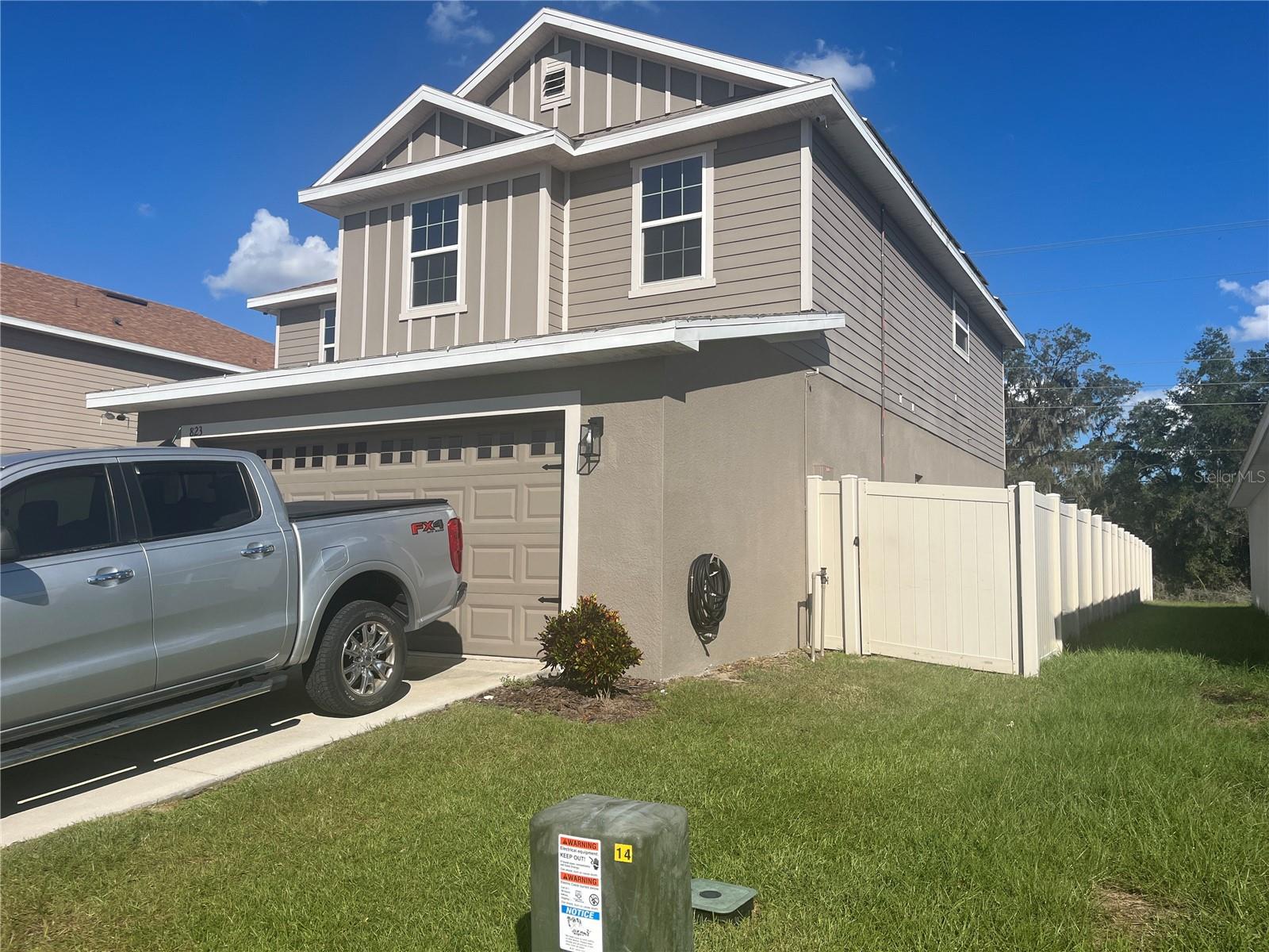 823 Chinoy Rd Property Photo 3