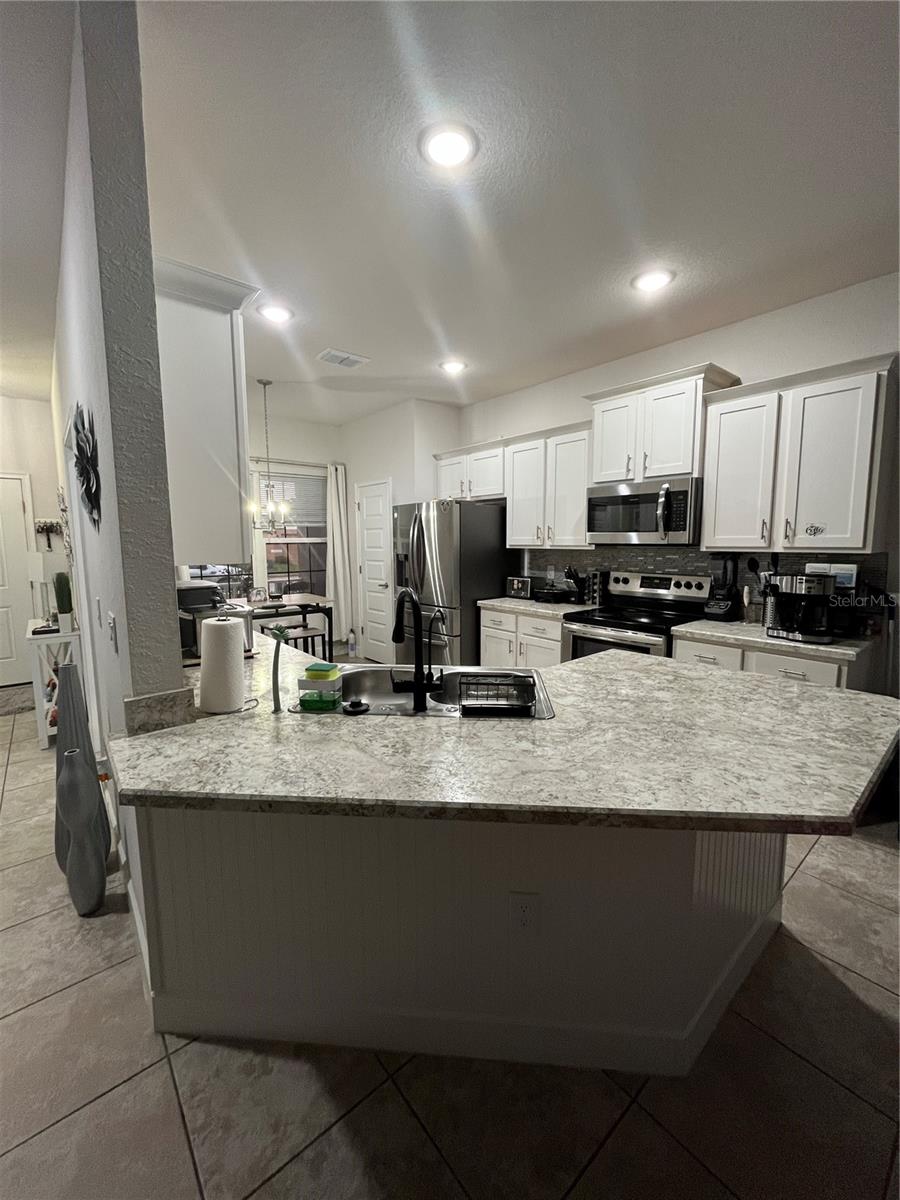 823 Chinoy Rd Property Photo 13