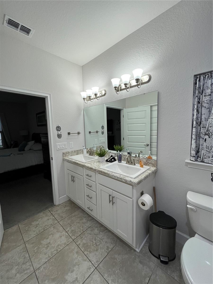 823 Chinoy Rd Property Photo 25