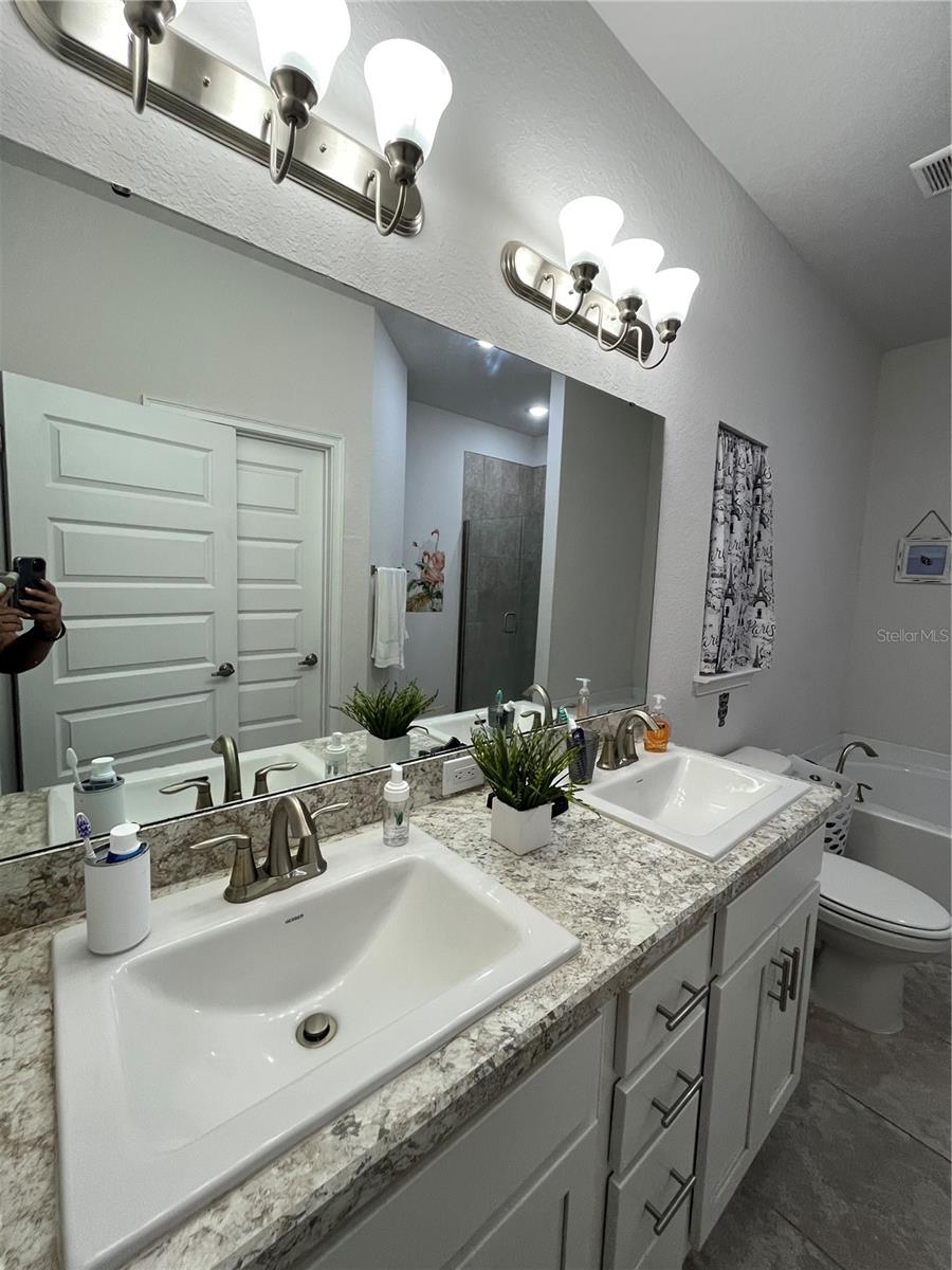 823 Chinoy Rd Property Photo 26