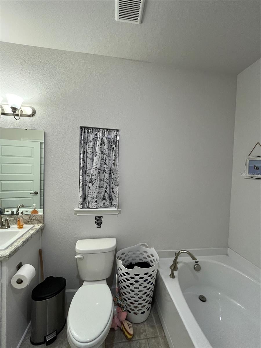 823 Chinoy Rd Property Photo 31