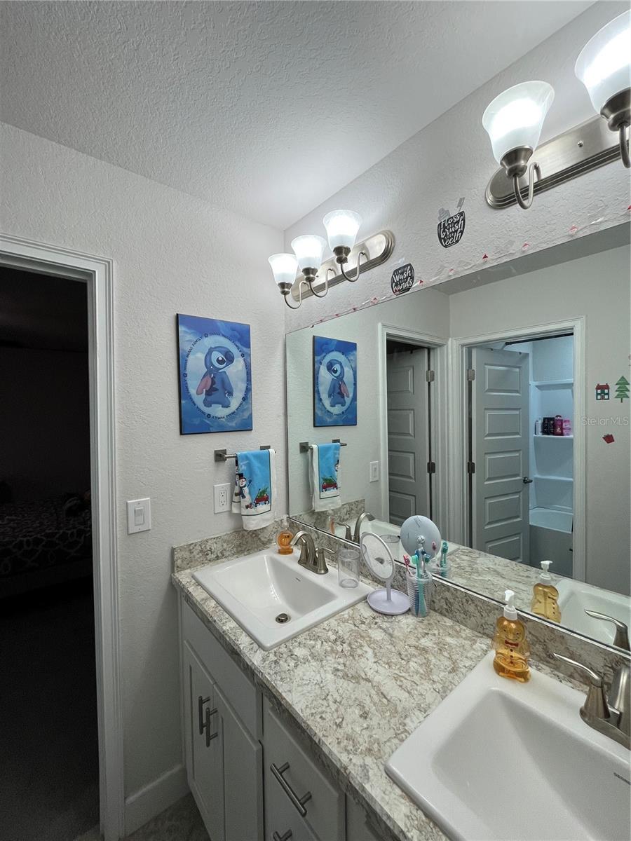 823 Chinoy Rd Property Photo 49