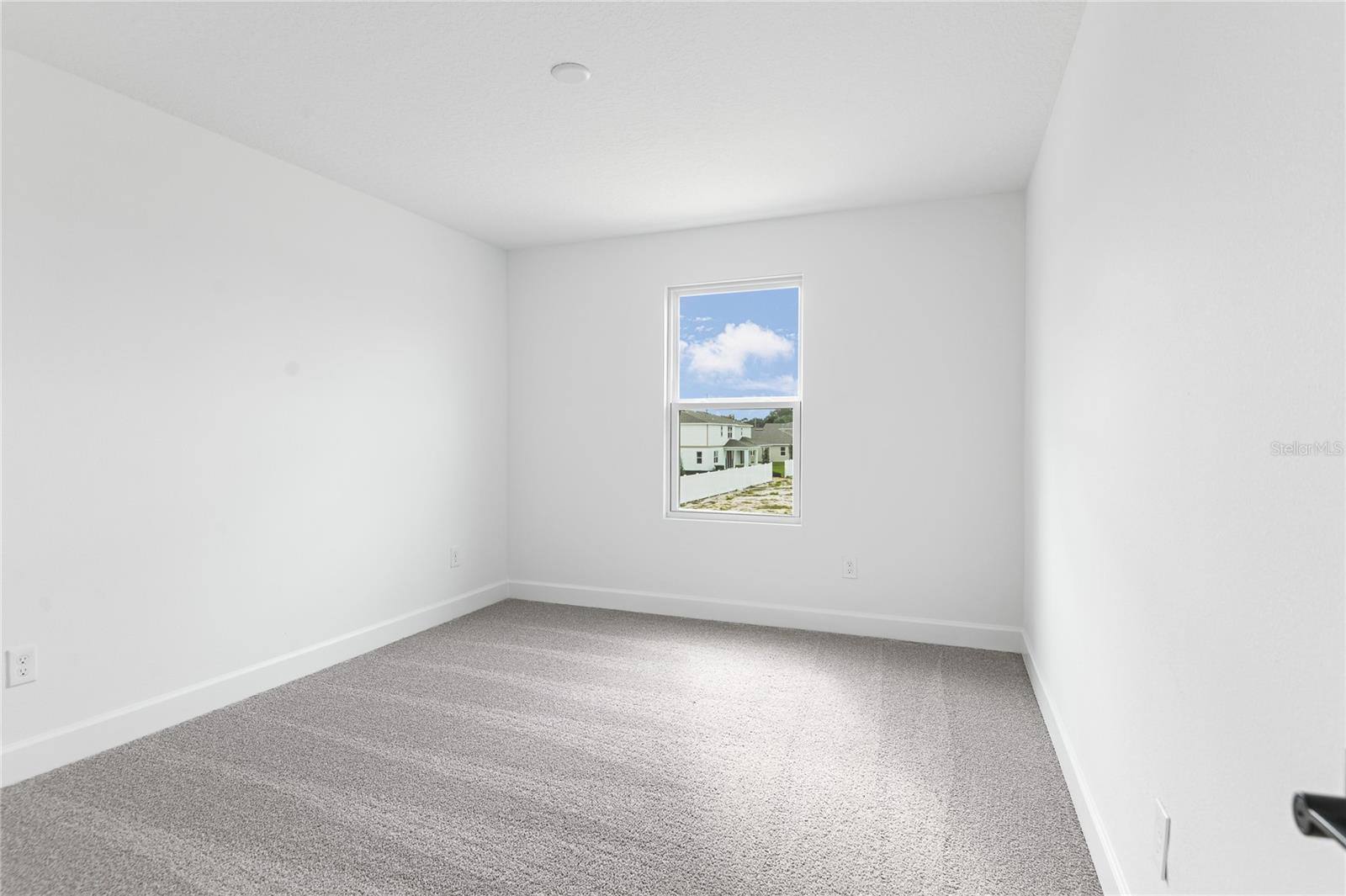 178 Blue Star Ct Property Photo 17
