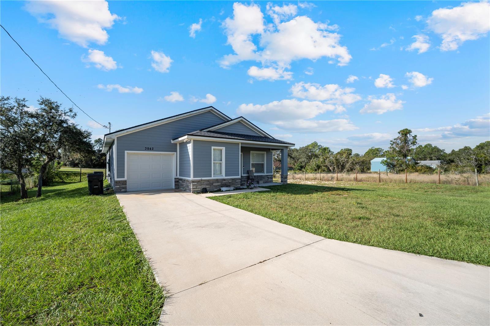 3842 Phillips Rd Property Photo 3