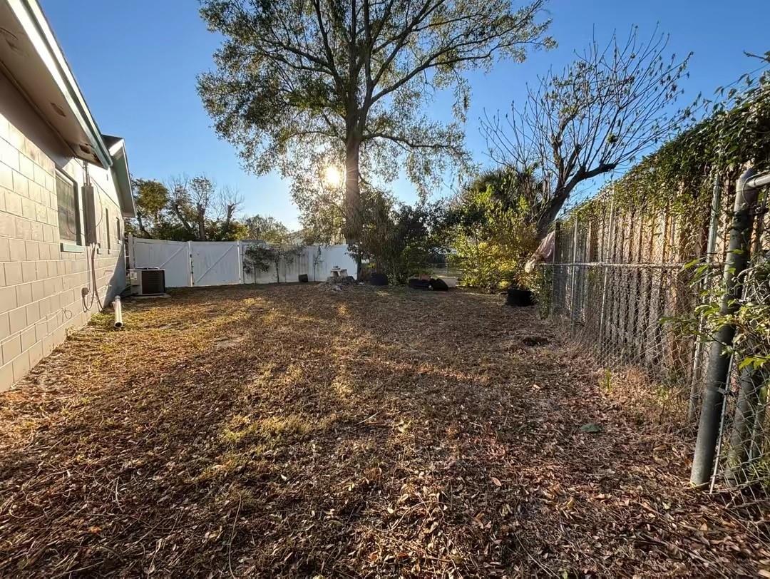 710 East Ct Property Photo 5
