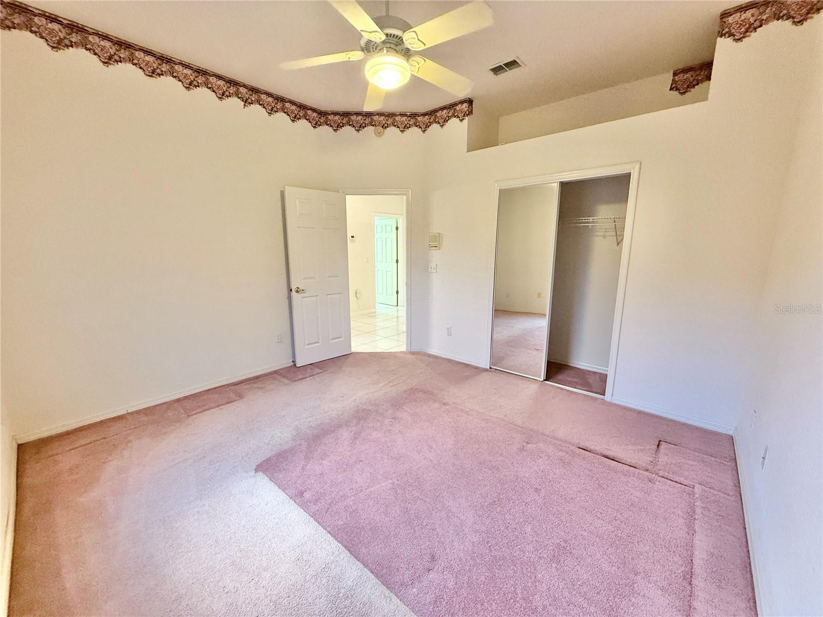 5829 Guenevere Ct Property Photo 28