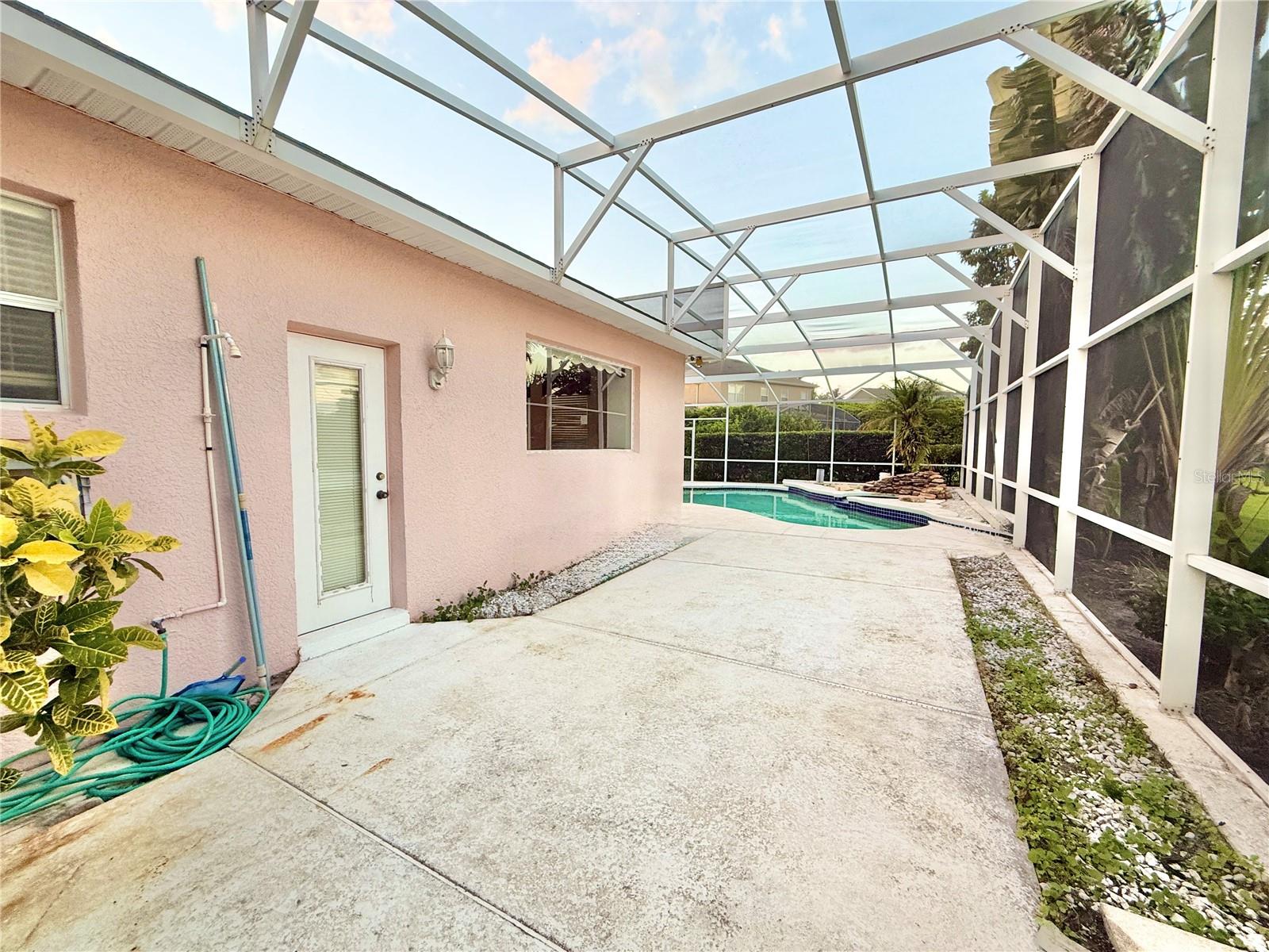 5829 Guenevere Ct Property Photo 43