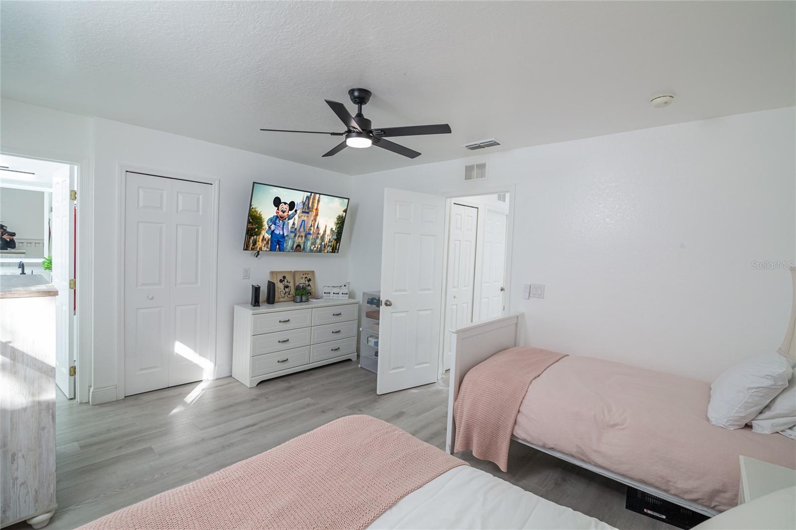 733 Calabria Ave Property Photo 42