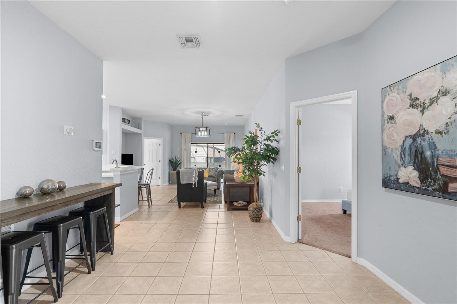 16813 Lazy Breeze Loop Property Photo 4
