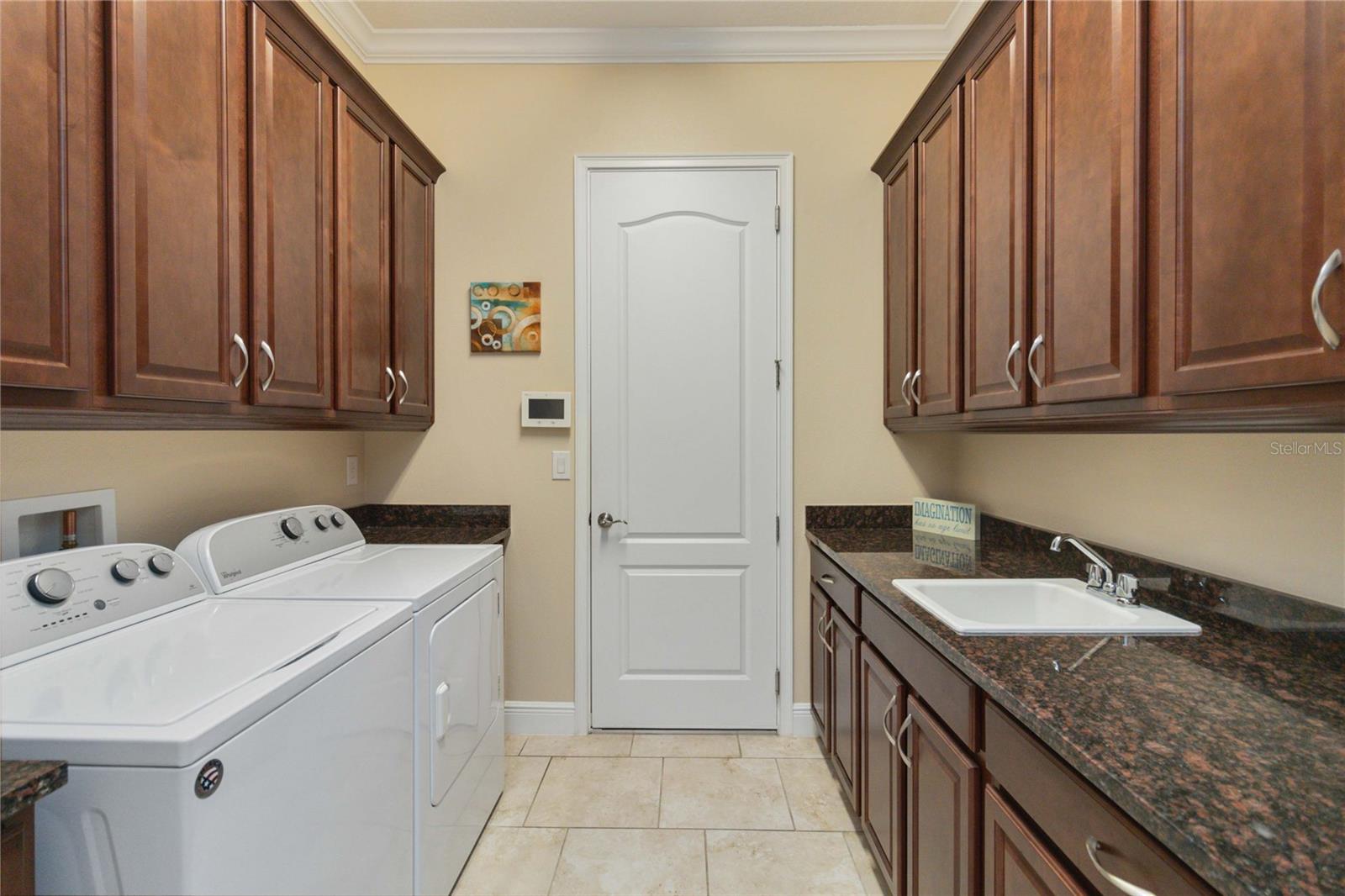 4921 Catalpa Dr Property Photo 29