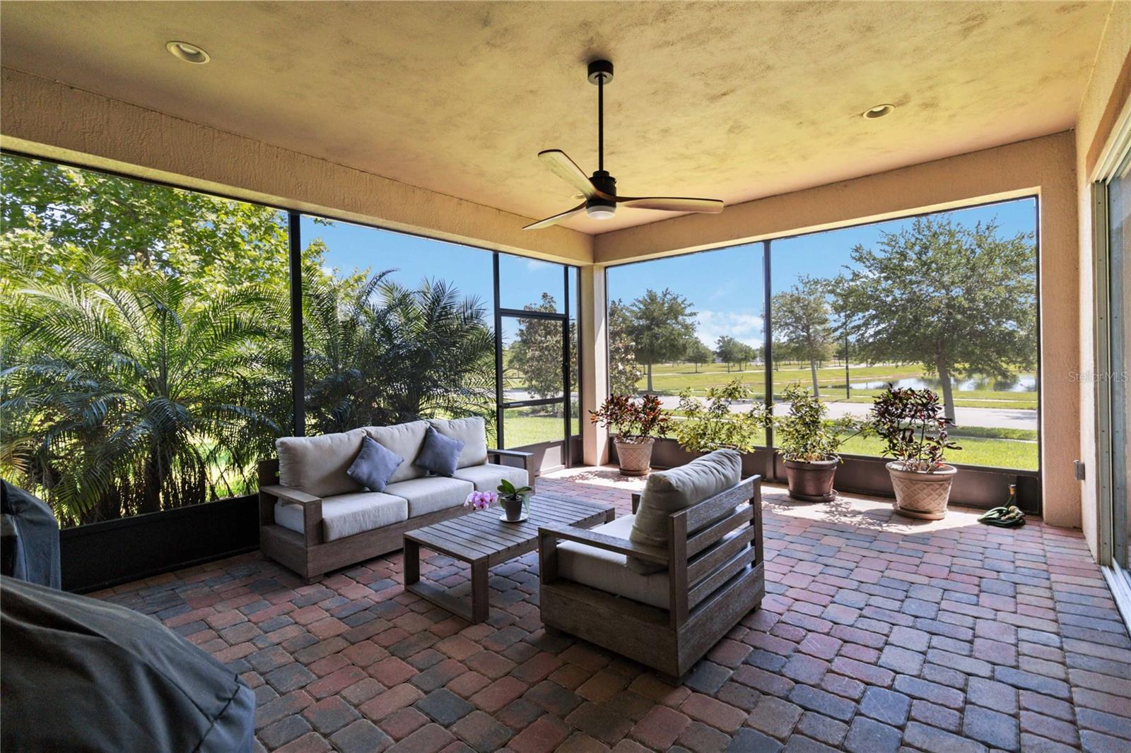 4921 Catalpa Dr Property Photo 45