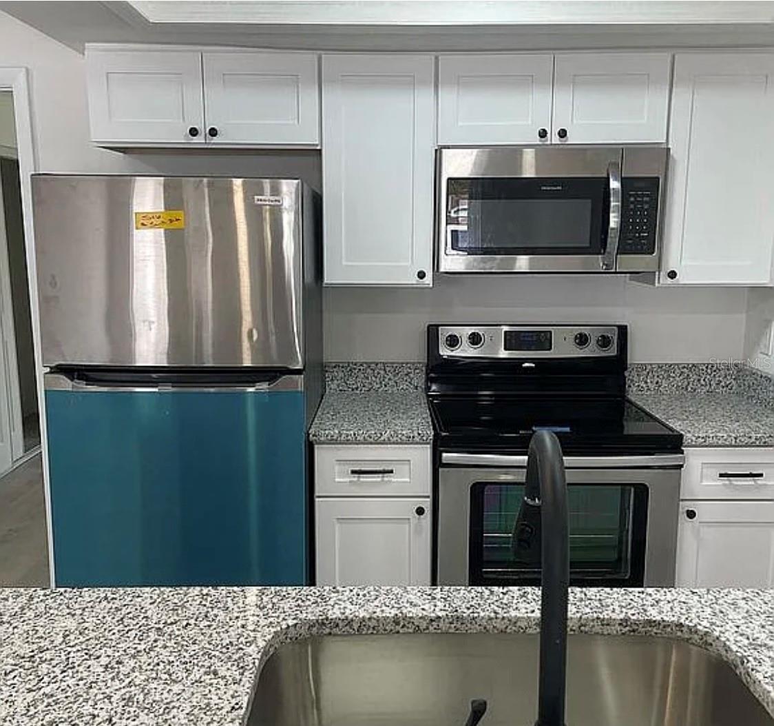 1227 Waterview Blvd W Property Photo 4