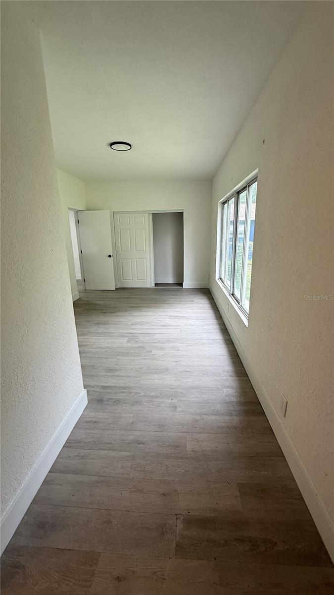 1227 Waterview Blvd W Property Photo 9