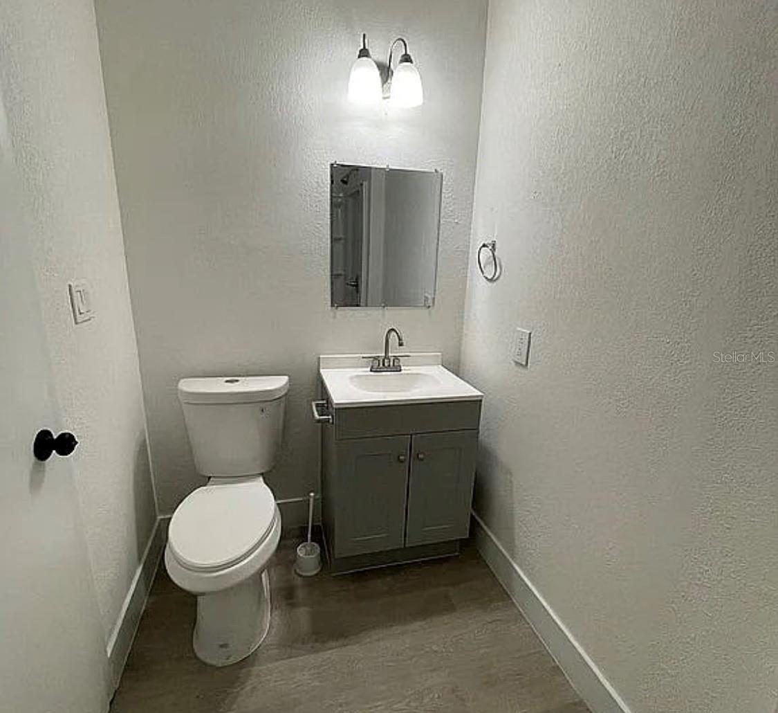 1227 Waterview Blvd W Property Photo 11