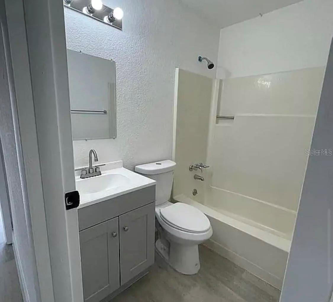 1227 Waterview Blvd W Property Photo 23