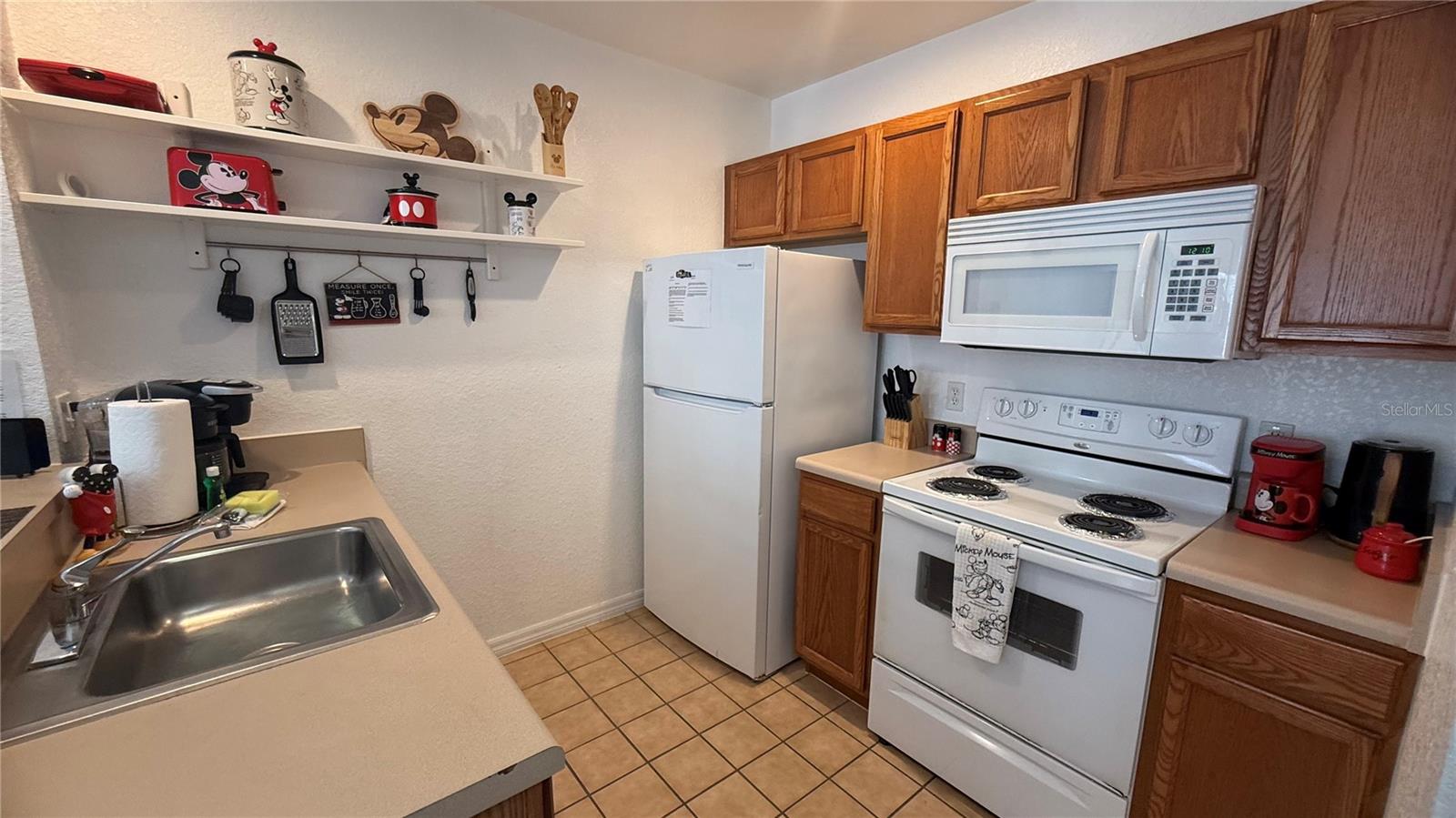 4563 Yellowgold Rd E #106 Property Photo 13