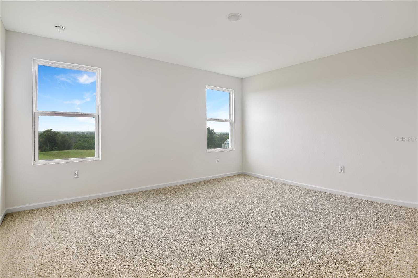 1280 Daisy Hill Ave Property Photo 11