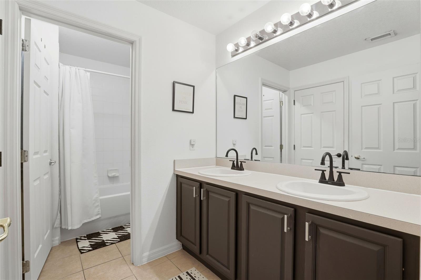 4905 Alita Ter Property Photo 28