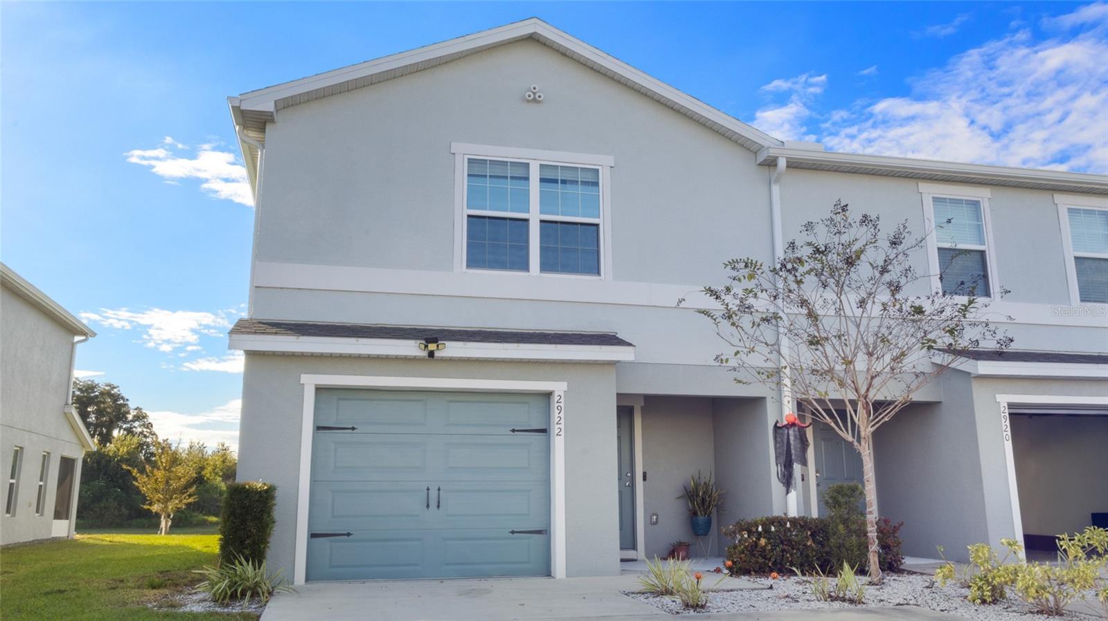 2922 FIELDWOOD CIR Property Photo 1