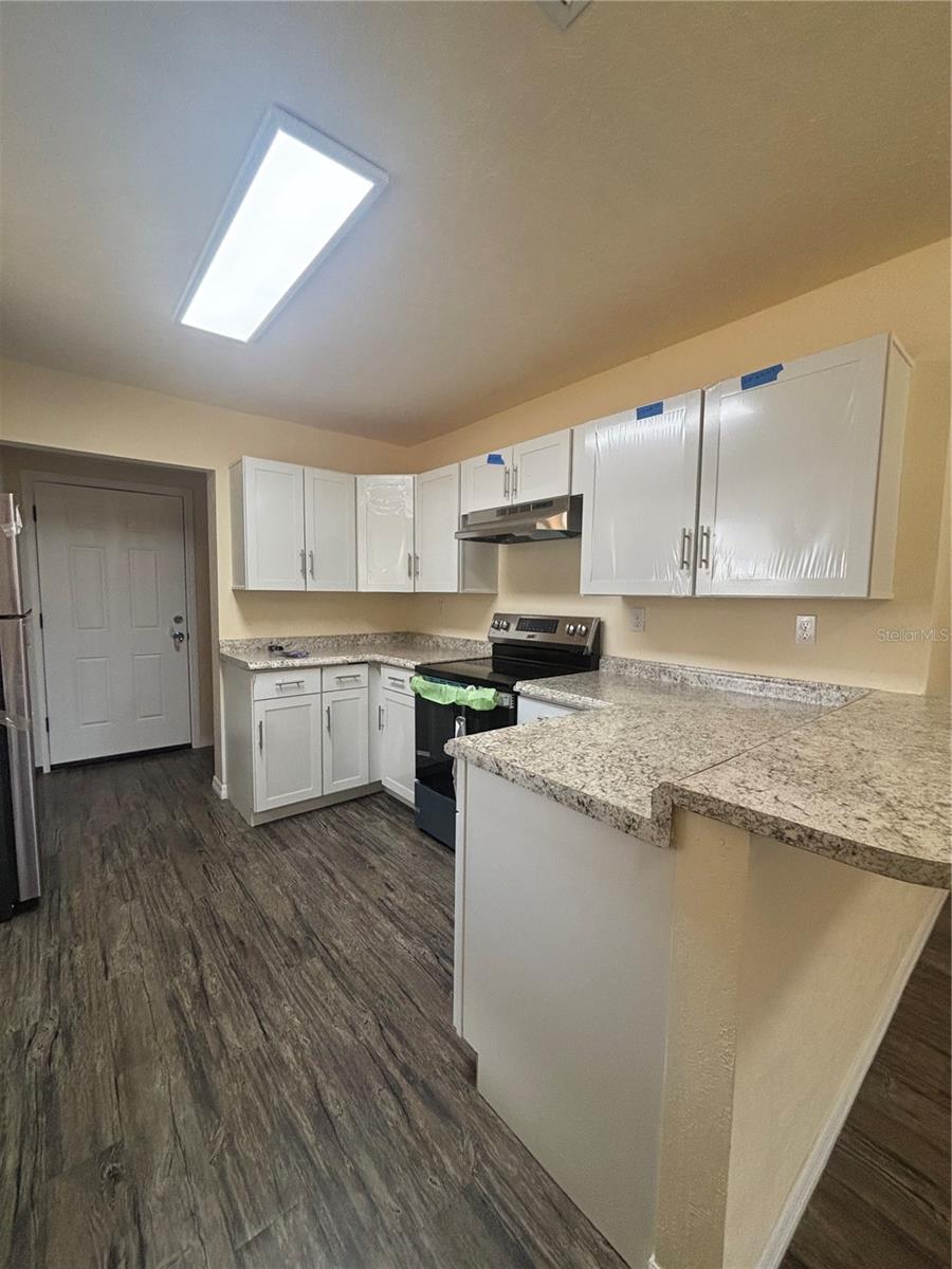 127 Jamison Ave Property Photo 4