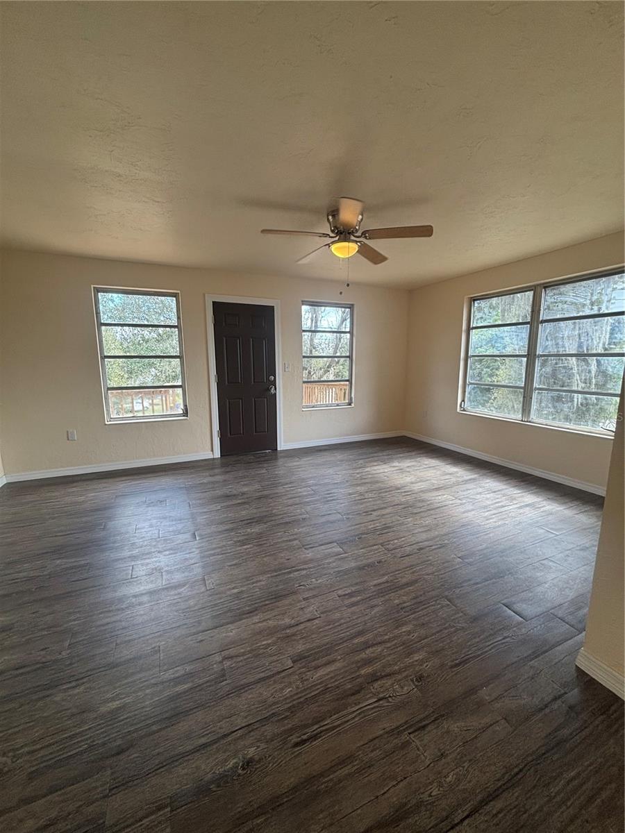 127 Jamison Ave Property Photo 16