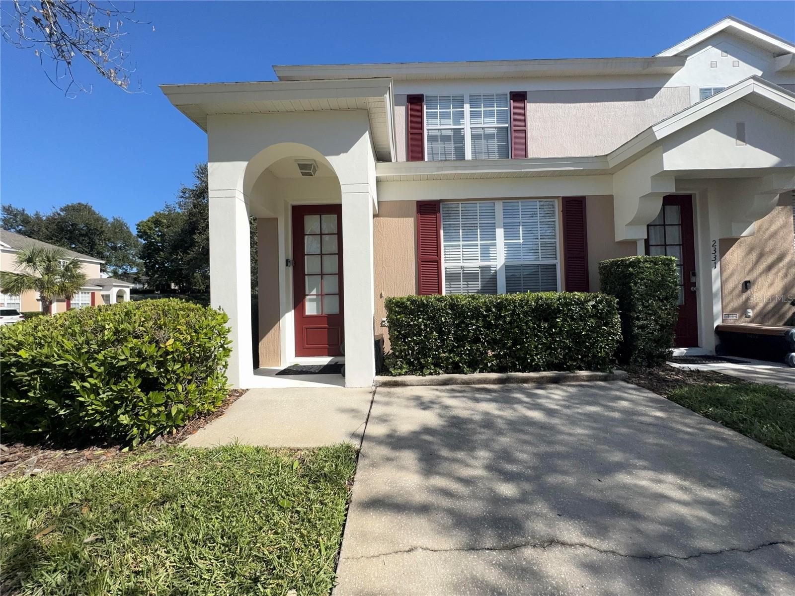 2333 Silver Palm Dr Property Photo 2