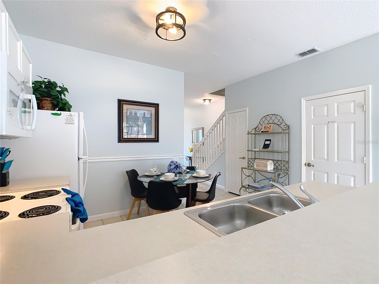 2333 Silver Palm Dr Property Photo 16