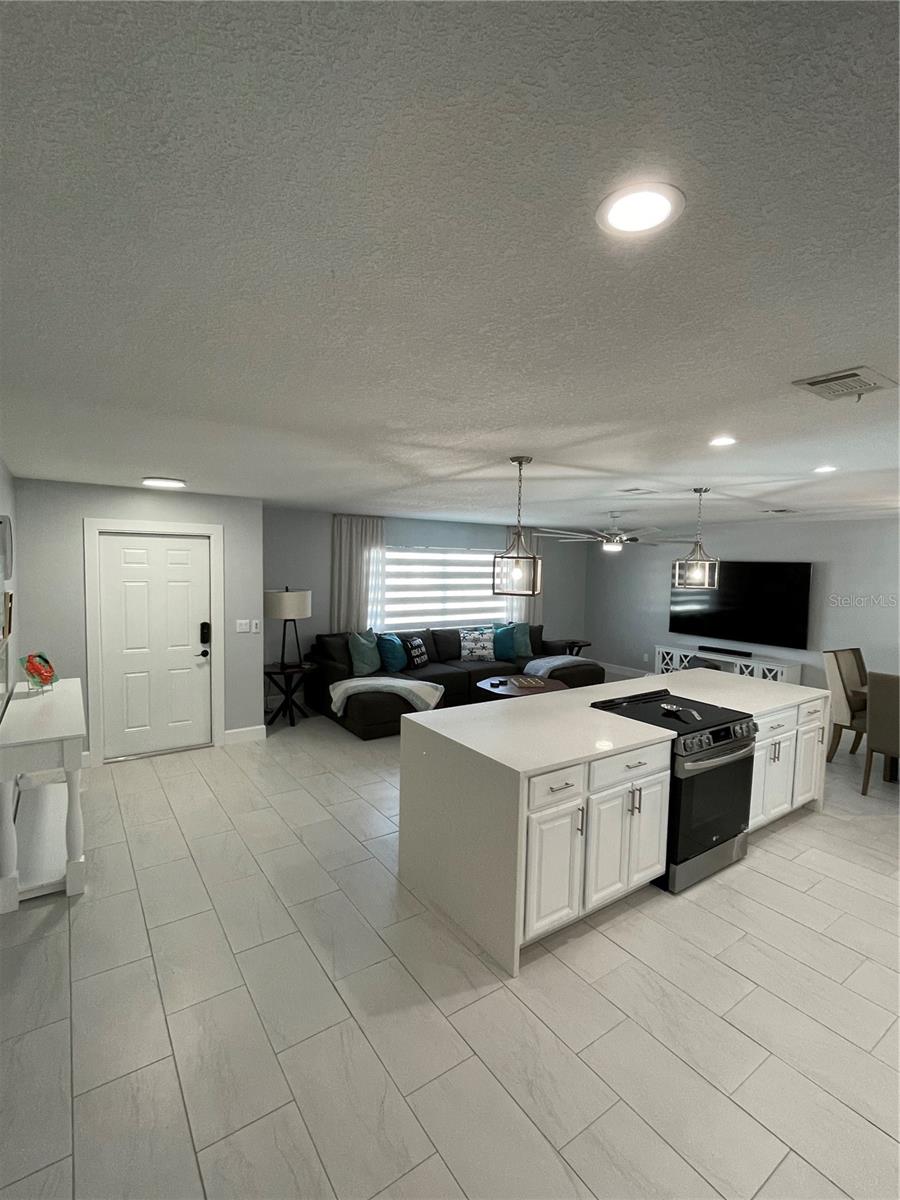 1695 N Banana River Dr Property Photo 6