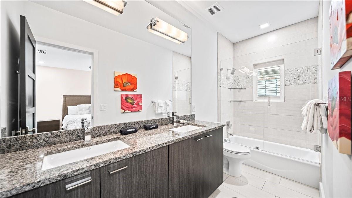 331 Muirfield Loop Property Photo 54