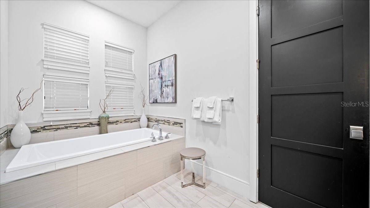 331 Muirfield Loop Property Photo 91