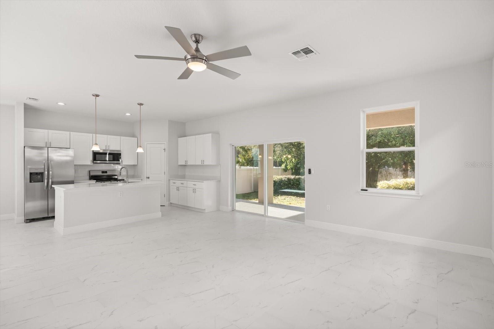 1289 Ash Tree Cv Property Photo 8