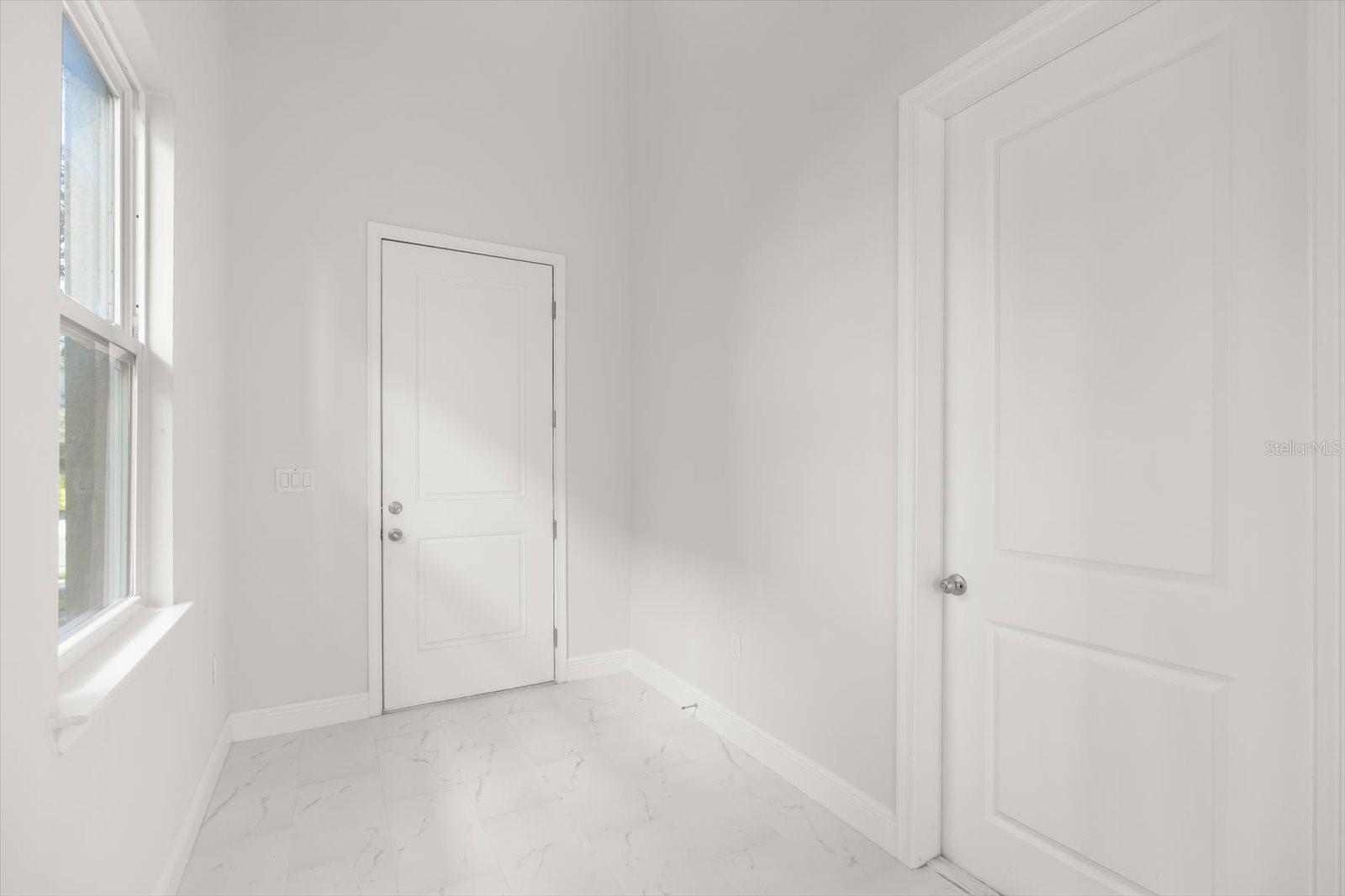 1289 Ash Tree Cv Property Photo 12