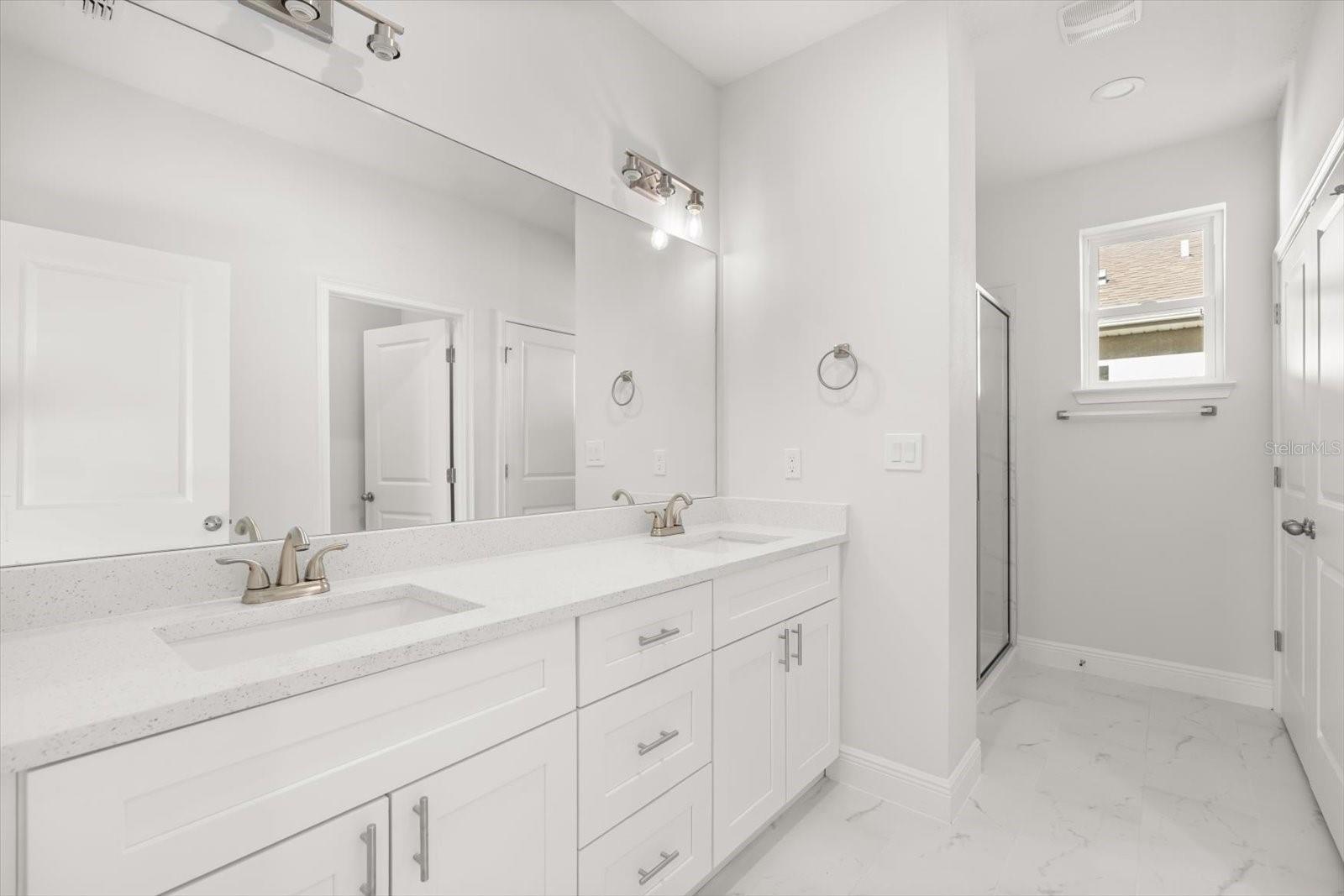 1289 Ash Tree Cv Property Photo 18