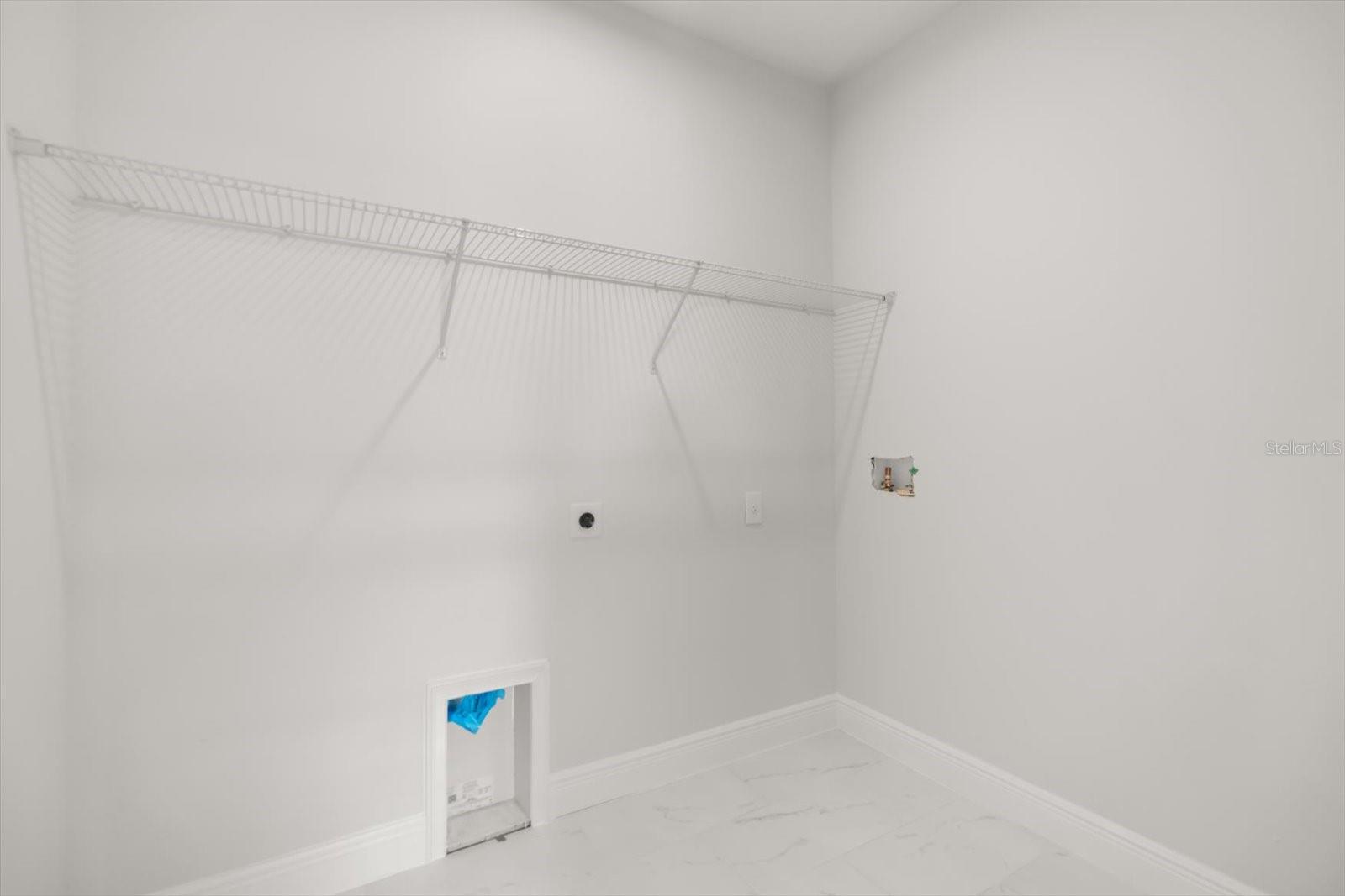 1289 Ash Tree Cv Property Photo 23