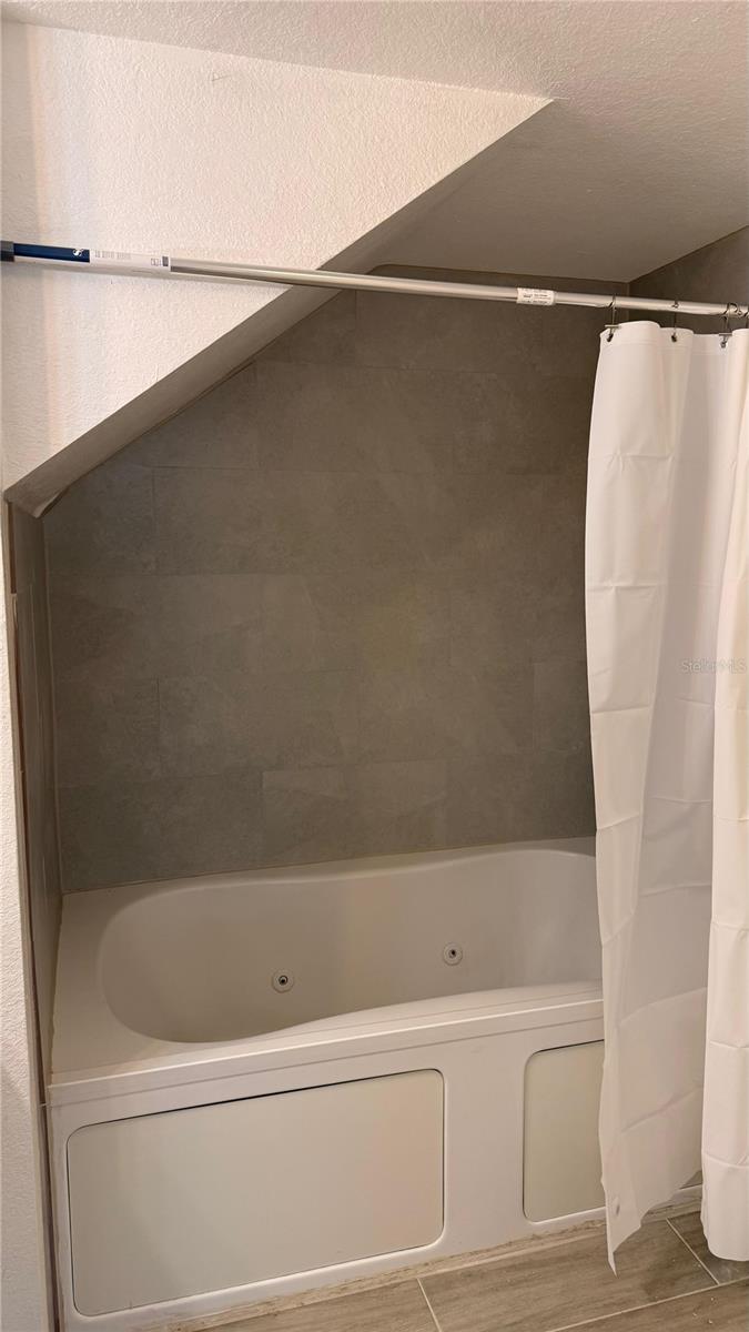 2608 Lodi Cir #103 Property Photo 13