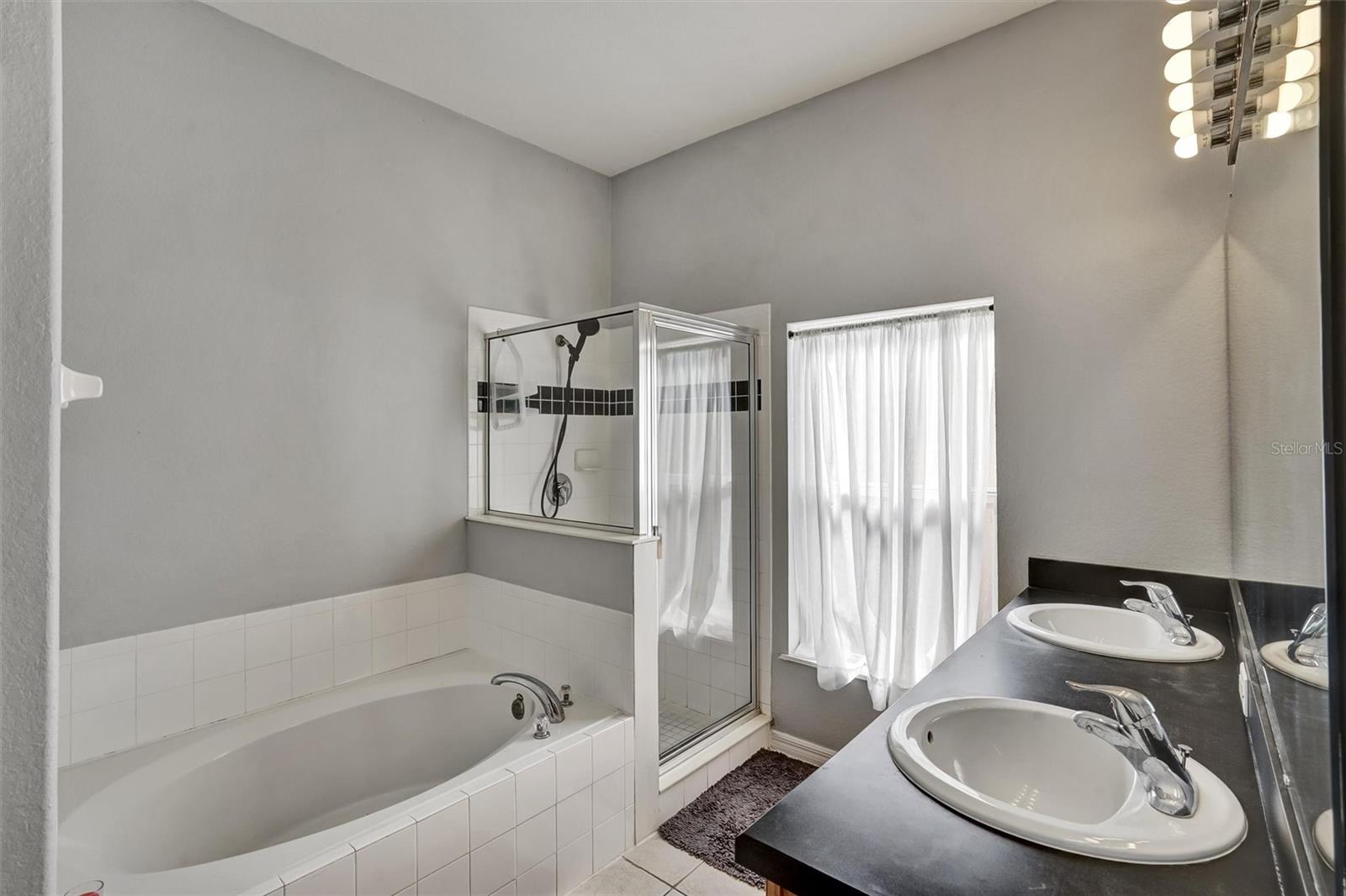 359 Vizcay Way Property Photo 20