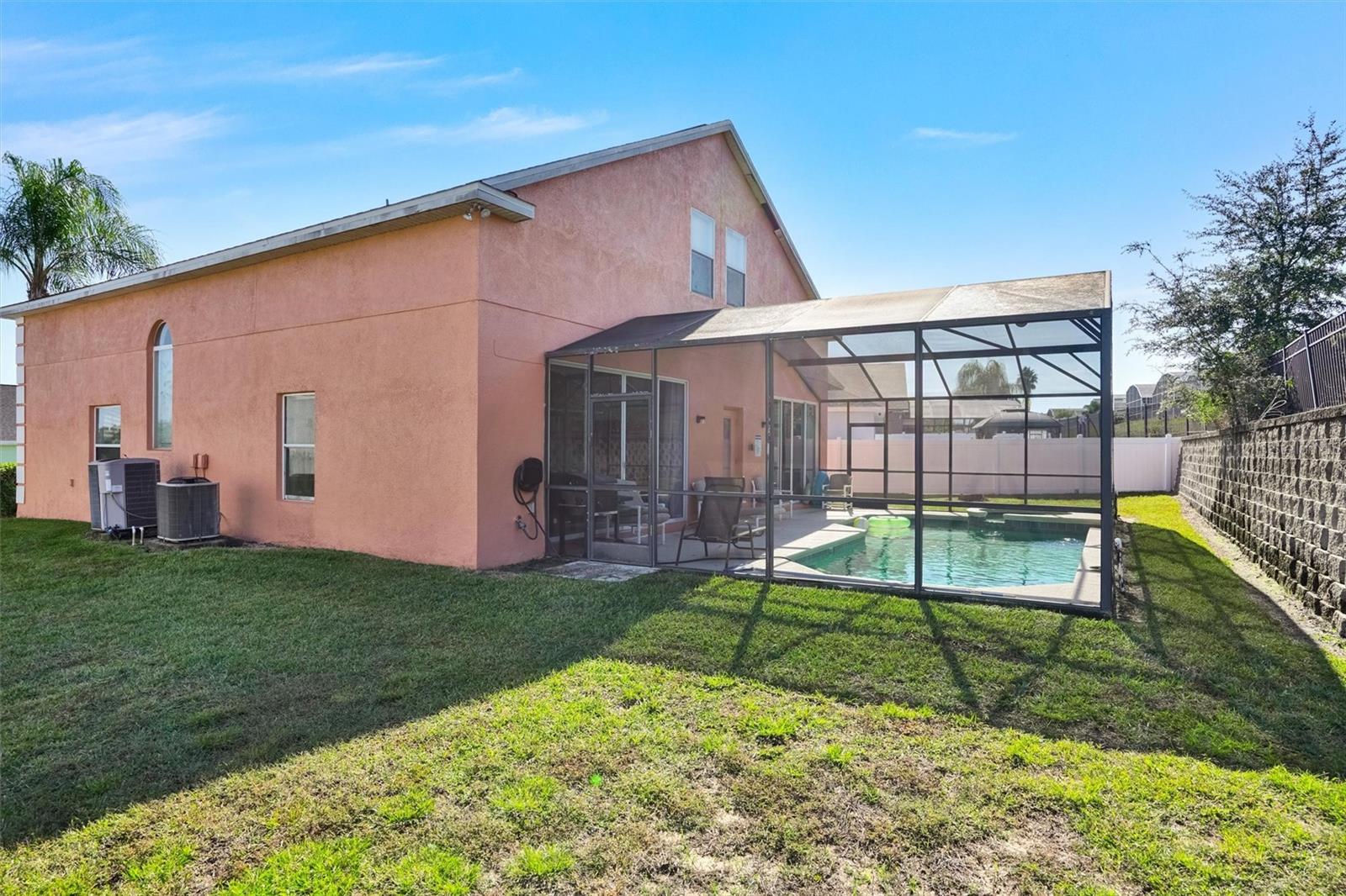 359 Vizcay Way Property Photo 33