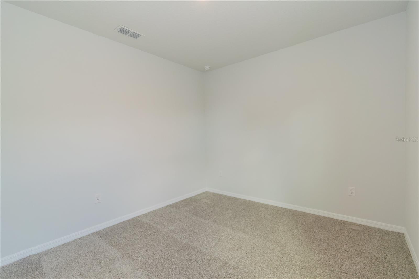 913 Sanger St Se Property Photo 11