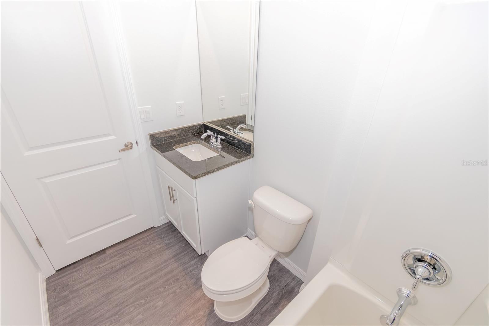 913 Sanger St Se Property Photo 15