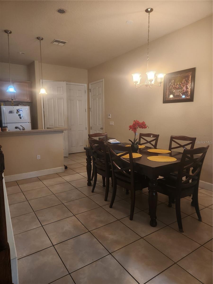 2852 Eastham Ln Property Photo 8