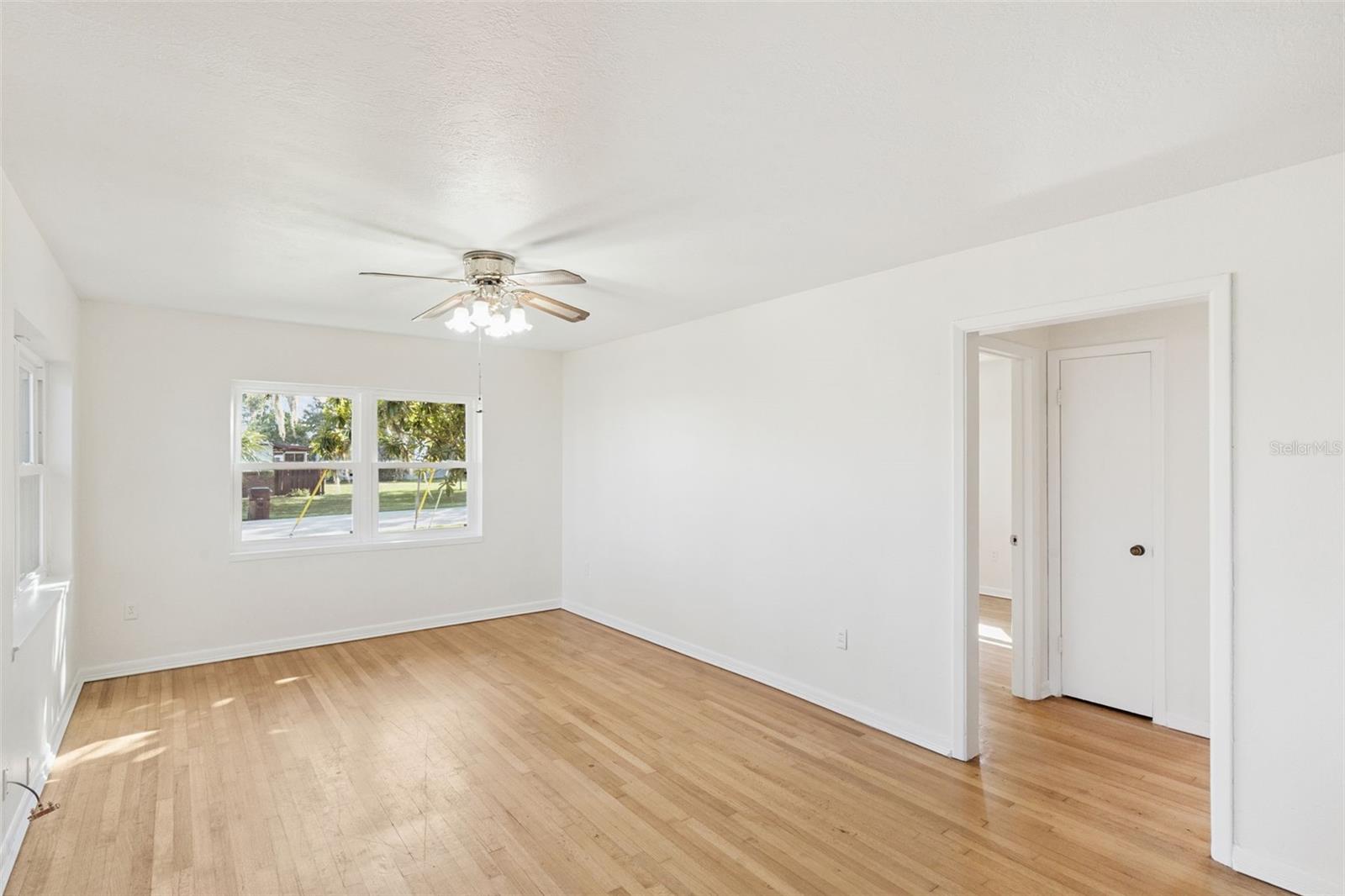 1801 Lakeshore Blvd Property Photo 13