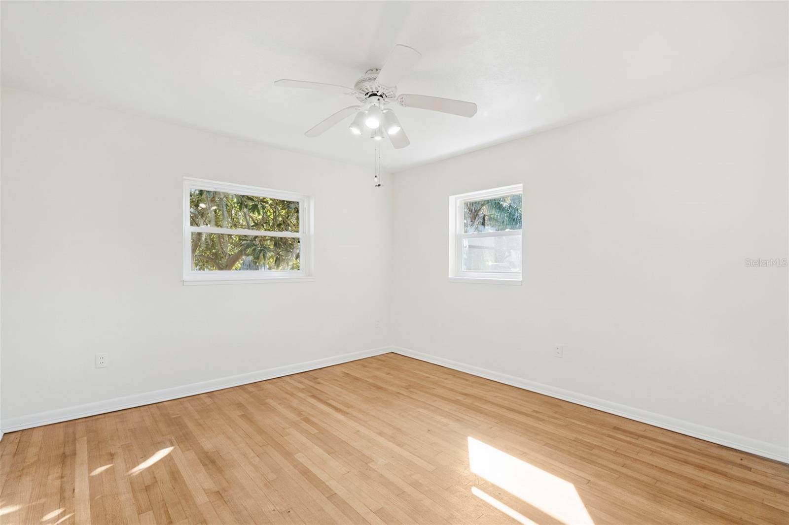 1801 Lakeshore Blvd Property Photo 14