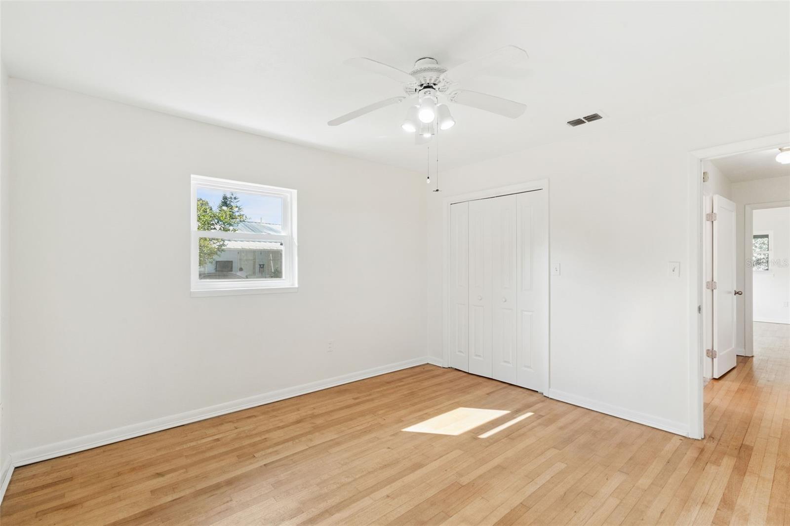 1801 Lakeshore Blvd Property Photo 16