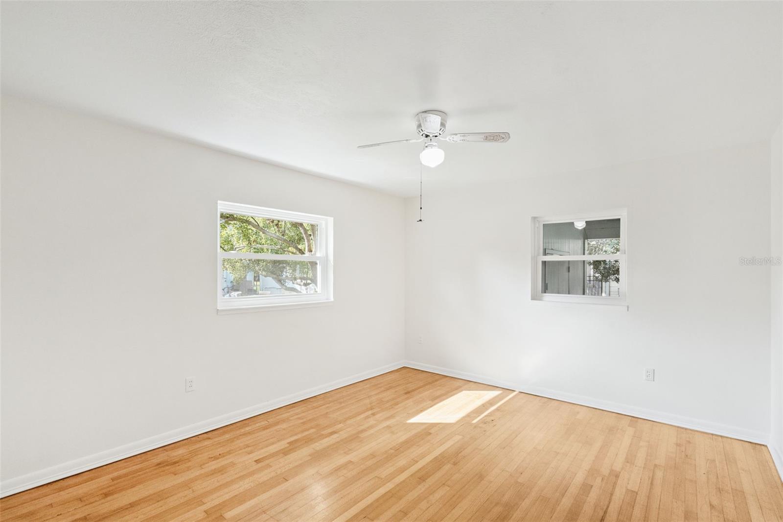 1801 Lakeshore Blvd Property Photo 18