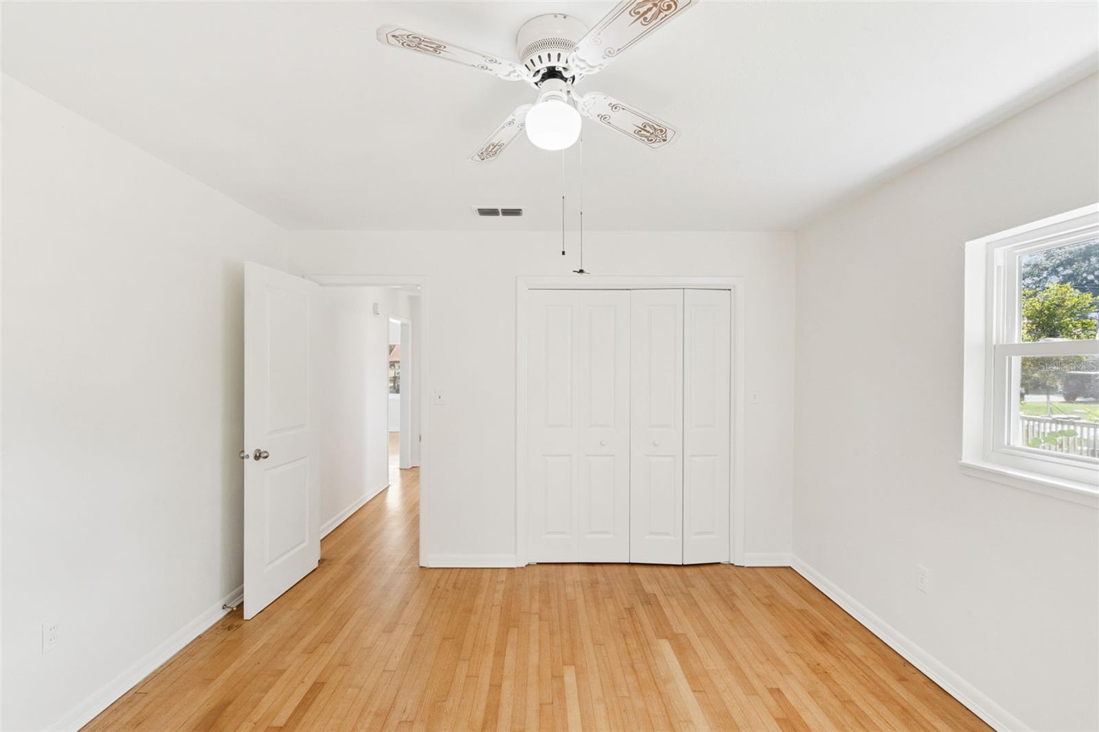 1801 Lakeshore Blvd Property Photo 21