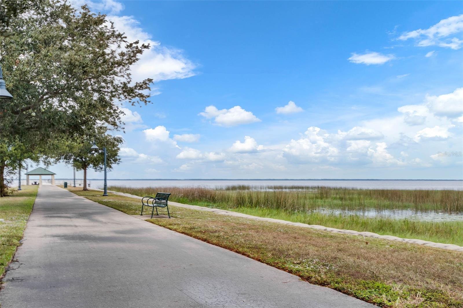 1801 Lakeshore Blvd Property Photo 31